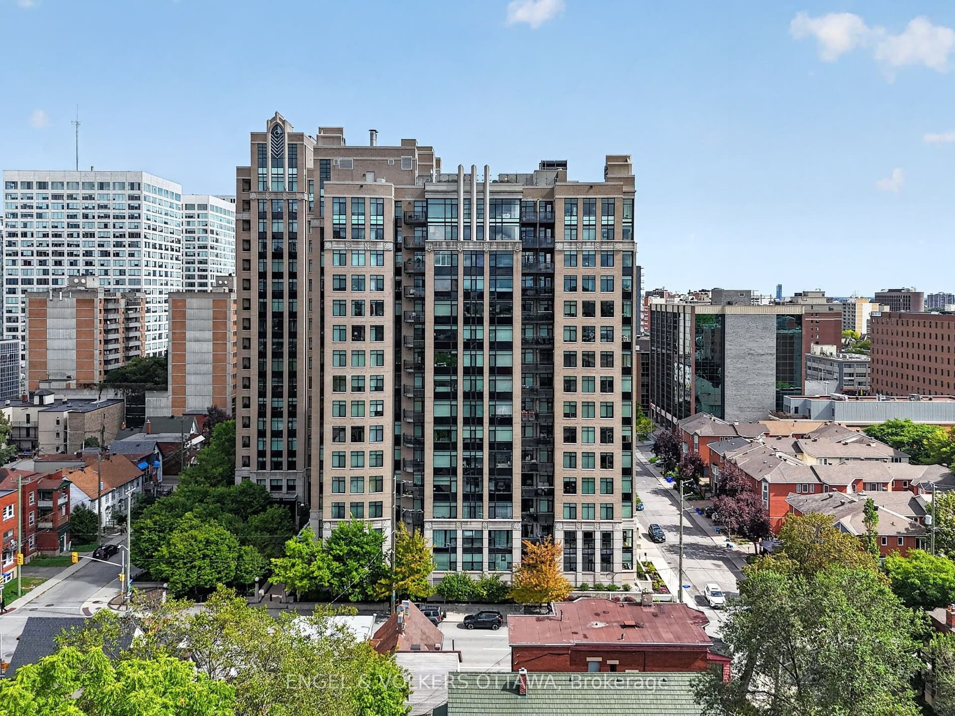 Suite 706 · Floor 7, Unit 706 · 245 Kent St