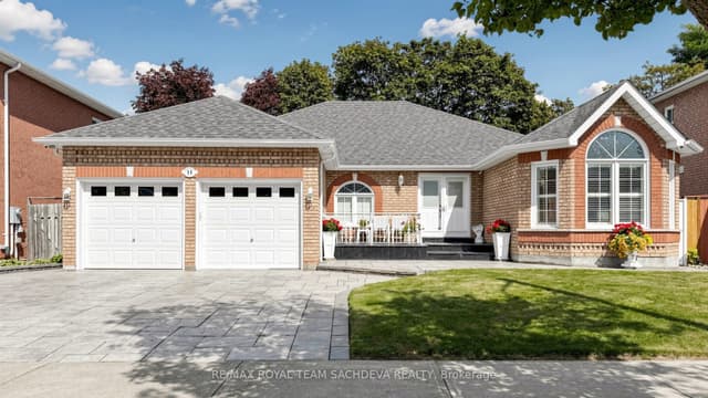 Detached at 11 Devonridge Crescent, Toronto, ON M1C 5A5, Toronto E10
