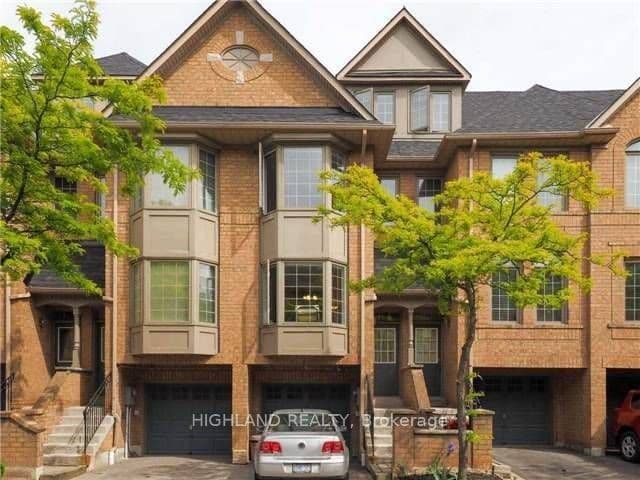 Condo Townhouse at 1168 Arena Road 18, Mississauga, ON L4Y 4G7