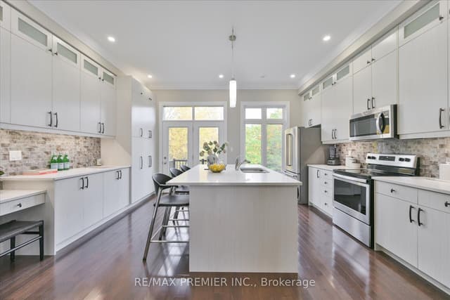 Att/Row/Townhouse at 86 Golden Trail, Vaughan, ON L6A 5A1