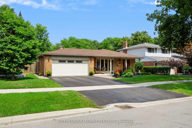 Detached at 659 Cherrywood Drive, Burlington, ON L7T 3W9