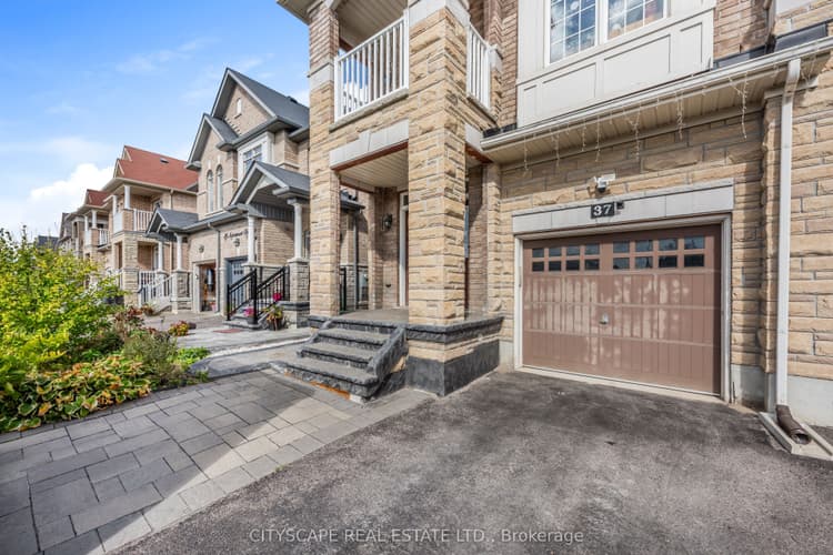 37 Aspermont Crescent