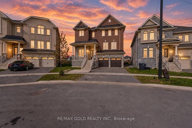 Detached at 24 Jenwood Crescent, Brampton, ON L6R 4C6