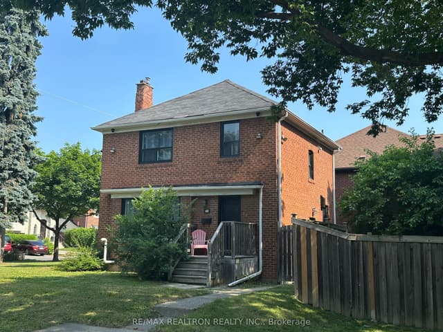 Detached at 27 Westgate Boulevard, Toronto, ON M3H 1N8, Toronto C07