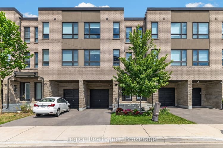 41 Woodstream Drive
