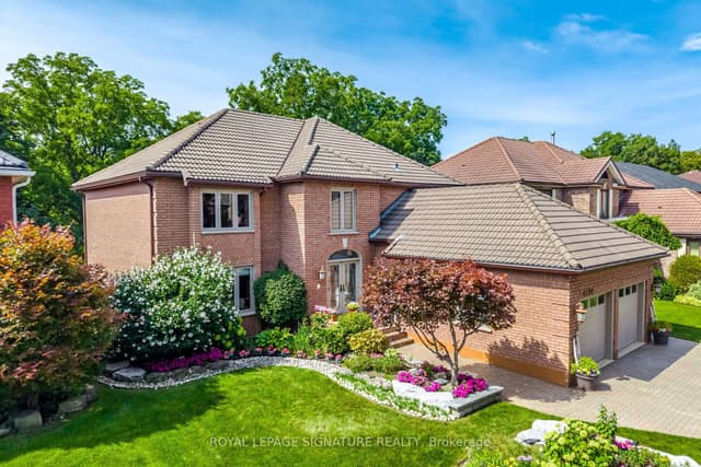 Detached at 4594 Badminton Drive, Mississauga, ON L5M 3H6