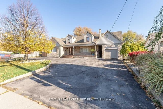 Duplex at 110 Gray Road, Hamilton, ON L8G 3V1