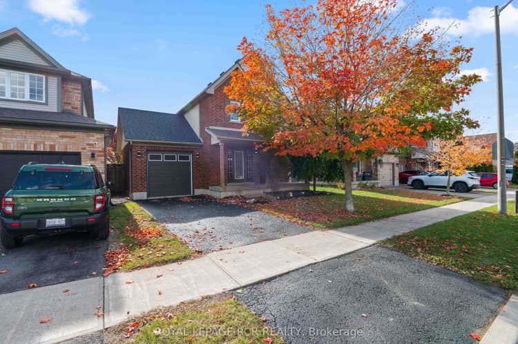6 Graham Crescent