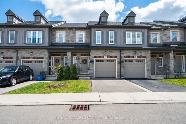Att/Row/Townhouse at 30 CLELAND Avenue, Hamilton, ON L9K 0J9