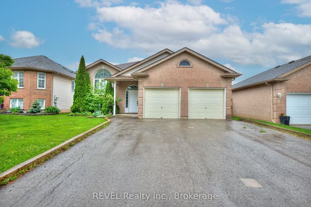 Detached at 28 QUAKER Road, Welland, ON L3C 7K7
