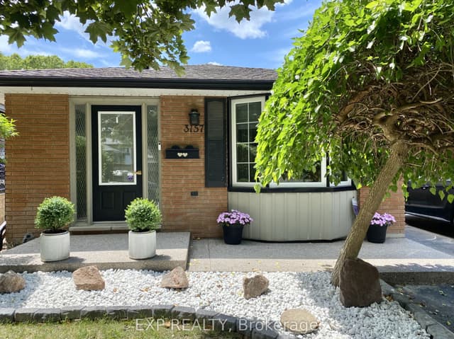 Detached at 3157 Secord Place, Niagara Falls, ON L2J 3K5