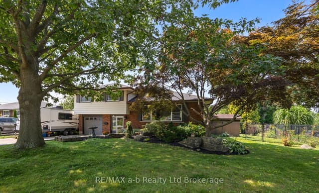 Detached at 269 Ferncrest Road, Woodstock, ON N4S 7S6