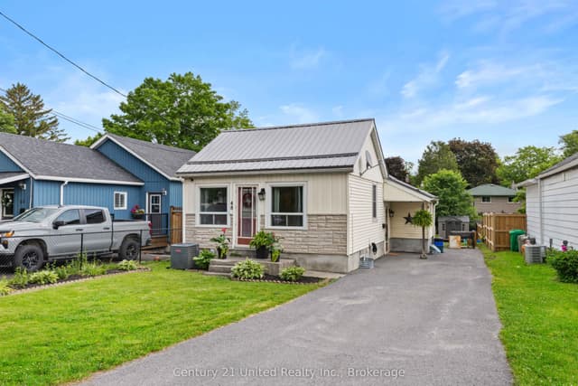 Detached at 48 Leahys Lane, Peterborough, ON K9H 2H1