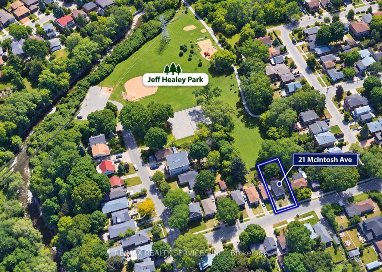 21 McIntosh Ave