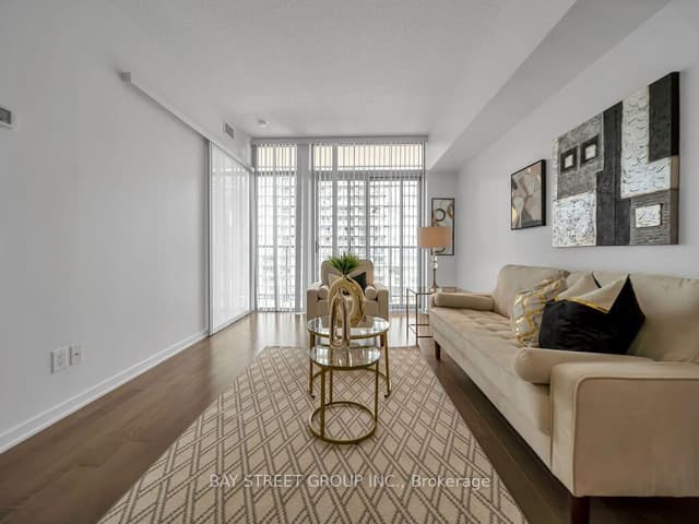 Condo Apartment at 105 The Queensway Avenue 1501, Toronto, ON M6G 5B5, Toronto W01