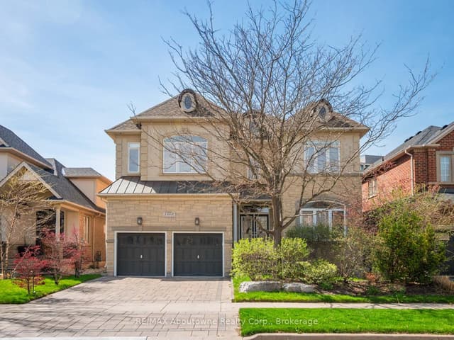 Detached at 1468 Ferncrest Road, Oakville, ON L6H 7W2