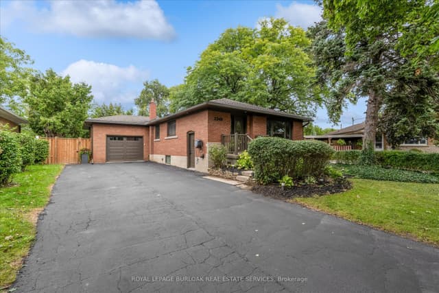 Detached at 2241 Joyce Street, Burlington, ON L7R 2B6