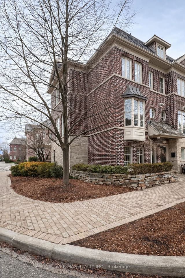 Att/Row/Townhouse at 39 Furrow Lane, Toronto, ON M8Z 0A2, Toronto W08