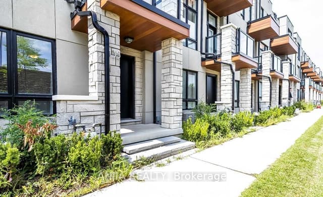 Att/Row/Townhouse at 135 Carpaccio Avenue, Vaughan, ON L4H 4R6