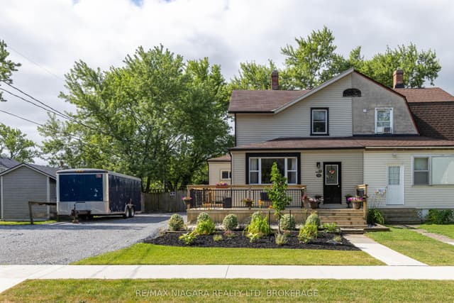 Semi-Detached at 93 First Street, Welland, ON L3B 4R8