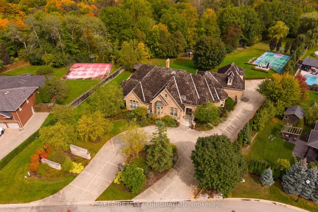 Detached at 569 Franklinway Gate, London North, ON N6G 5C8
