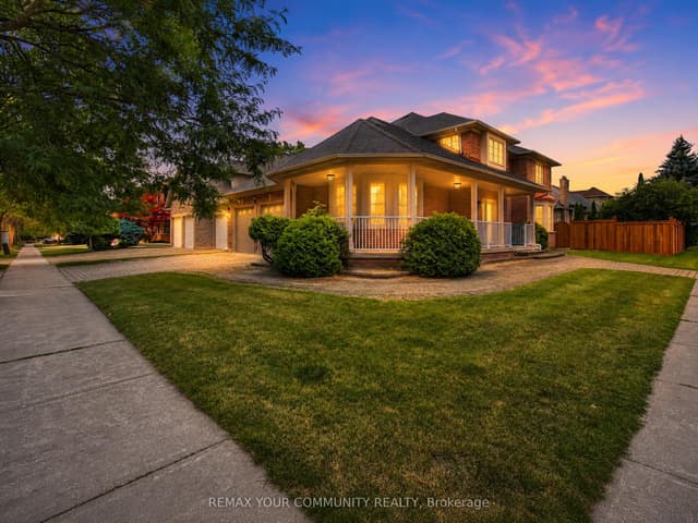 Detached at 20 Fern Avenue, Richmond Hill, ON L4B 3R6