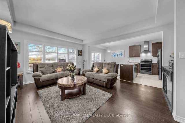 Detached at 83 Monarch Street, Welland, ON L3C 0E6
