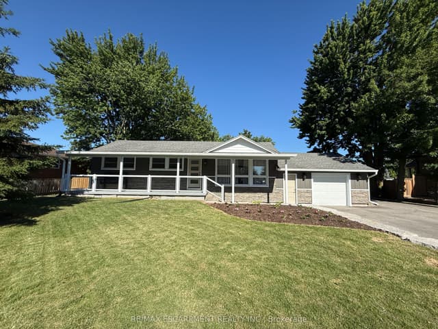 Detached at 99 Byron Avenue, Hamilton, ON L8J 2T2