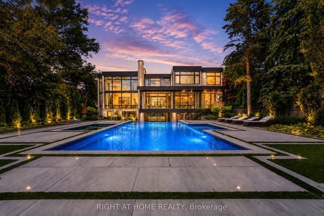 Detached at 36 Fairway Heights Drive, Markham, ON L3T 3A8