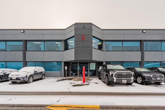 Office at 2600 Skymark Avenue 5-201, Mississauga, ON L4W 5B2