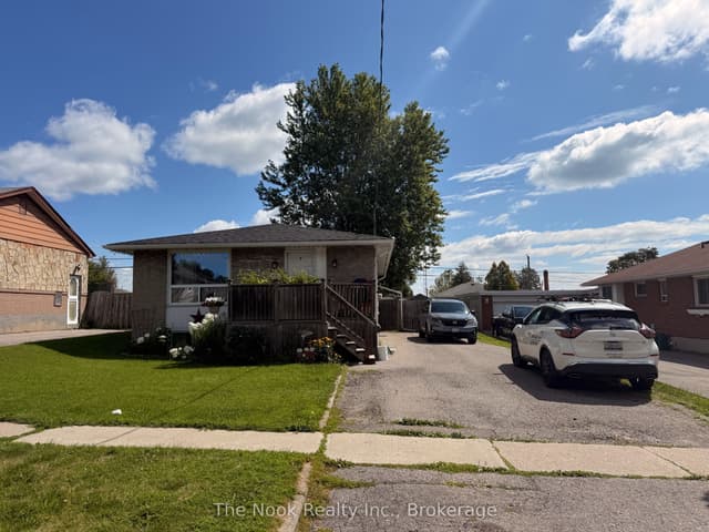 Duplex at 1321 Cedar Street, Oshawa, ON L1J 3S4