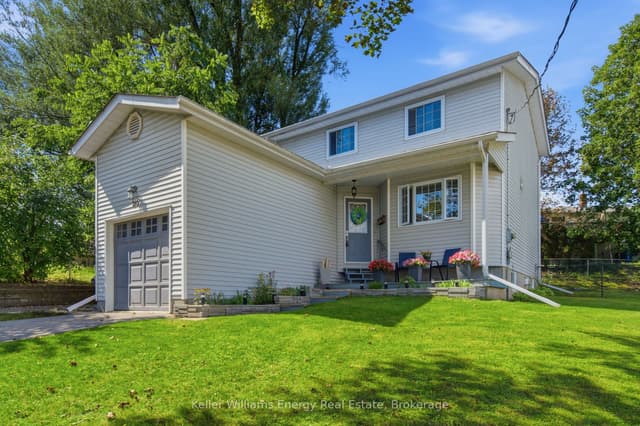 Detached at 216 Gallagher Street, Peterborough, ON K9H 5P5