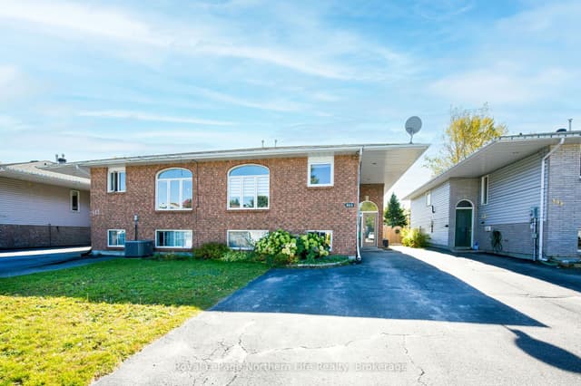 Semi-Detached at 511 Bromley Avenue, North Bay, ON P1B 9H7