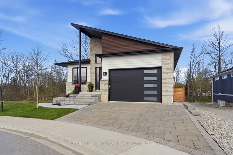 31 CREEK SIDE Place