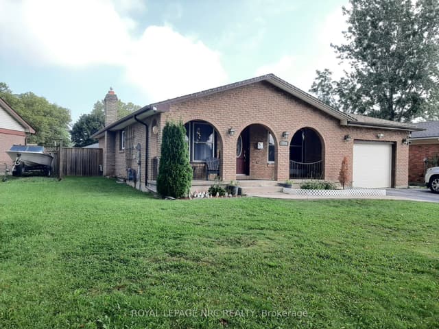 Detached at 7345 Mountjoy Court, Niagara Falls, ON L2J 3T1