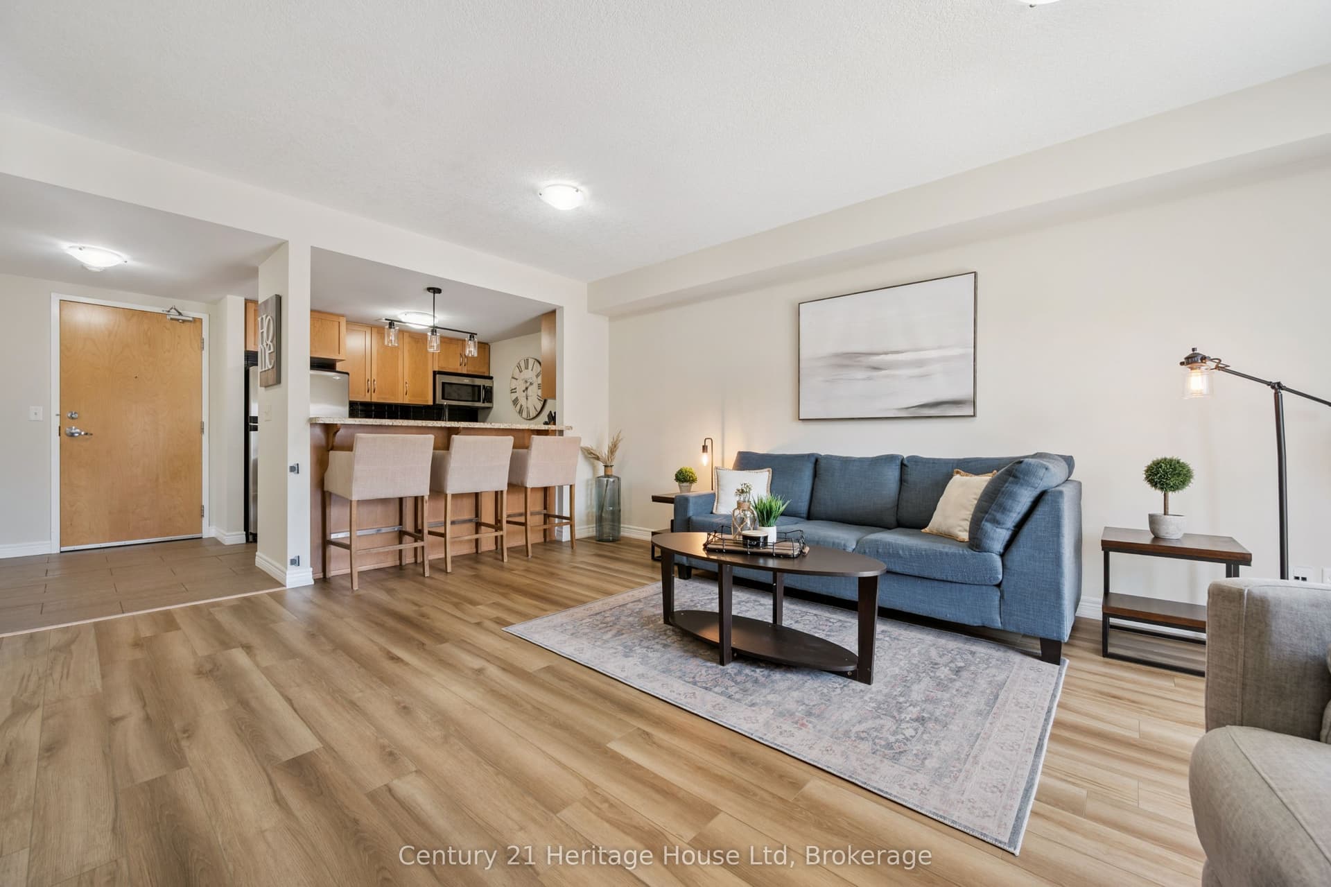Suite 207 · Floor 2, Unit 207 · 901 Paisley Rd