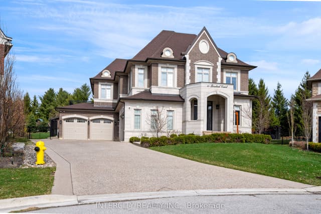 Detached at 34 Rosebud Court, Vaughan, ON L0J 1C0