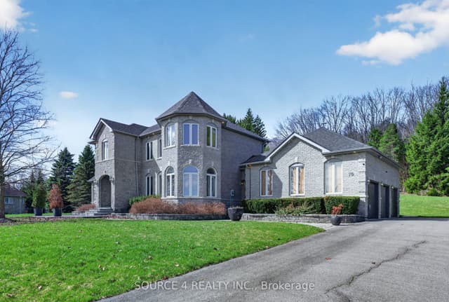 Detached at 70 Kilkenny Trail, Bradford West Gwillimbury, ON L3Z 3C5