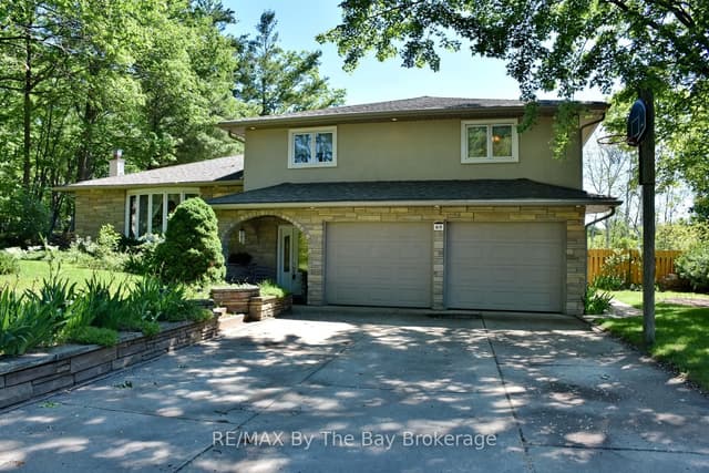 Detached at 69 Frederick Drive, Wasaga Beach, ON L9Z 1P9