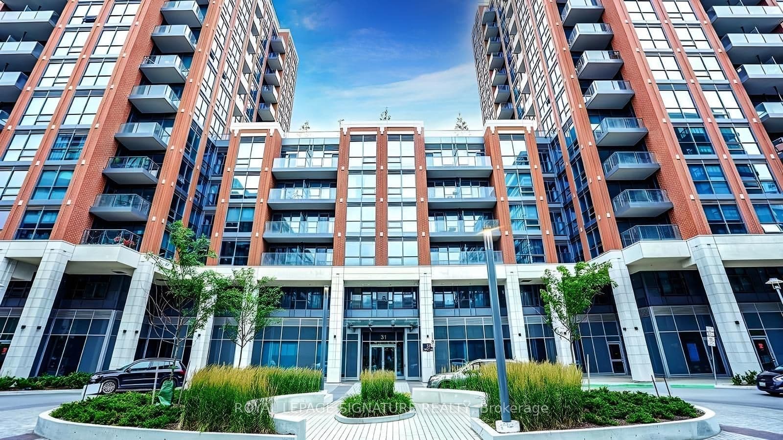 Suite 543 · Floor 5, Unit 543 · 31 Tippett Rd