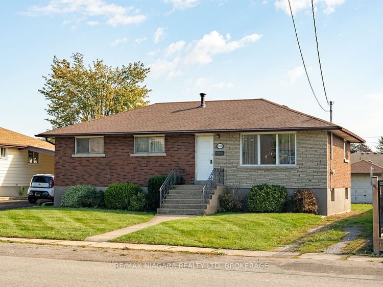 109 Hampton Avenue