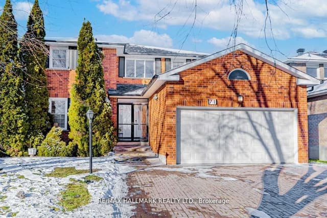 Detached at 71 Crystal Drive BSMT, Richmond Hill, ON L4C 7Y7