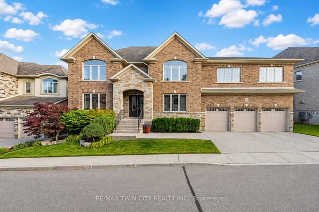 Detached at 258 Edgewater Crescent 3, Kitchener, ON N2A 4M2