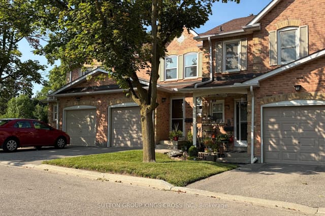 Condo Townhouse at 2575 Parmeer Drive 2, Mississauga, ON L5C 2Y3