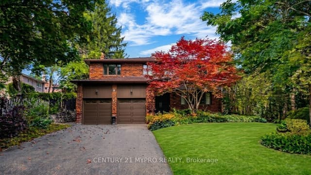 Detached at 23 Forest Park Crescent, Markham, ON L3T 2M5
