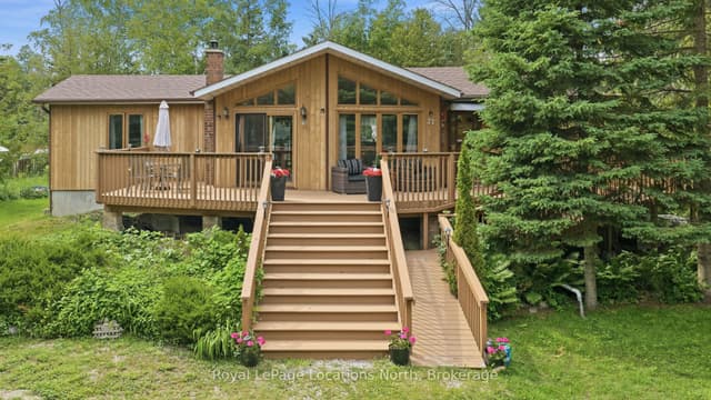 Detached at 27 York Street, Collingwood, ON L9Y 3Z1