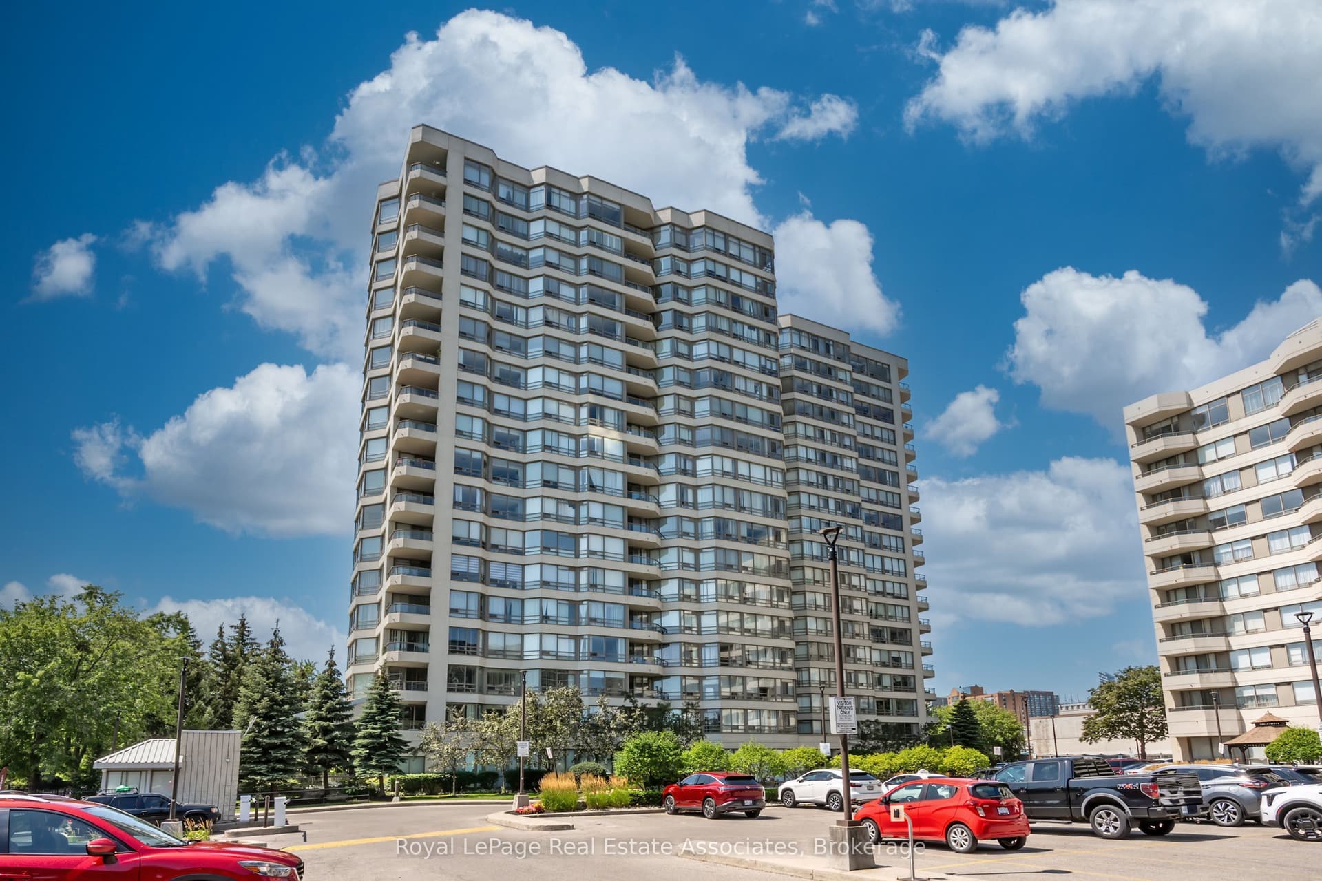 Suite 1611 · Floor 16, Unit 1611 · 75 King St E