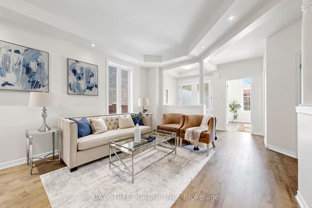 Detached at 23 Woodhouse Street, Hamilton, ON L9K 0H2