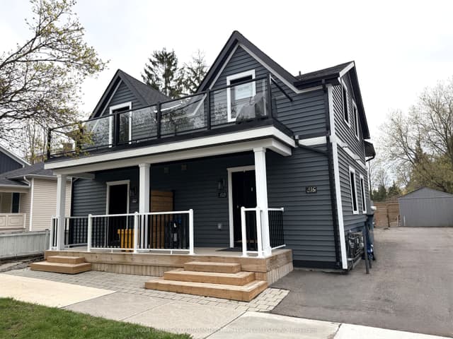 Triplex at 41 Mosley Street, Aurora, ON L4G 1G8