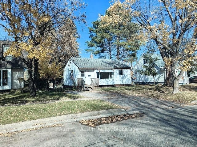Detached at 169 Wilde Street, Dryden, ON P8N 1P2